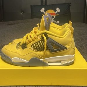 Jordan 4 Lightning’s